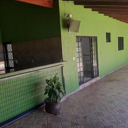 Casa Para Temporada Doces Sonhos Ribeirao Preto Luaran gambar